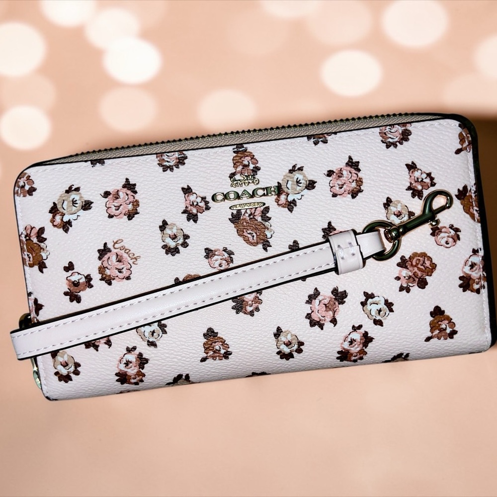 NWT Coach Leather Zip-Around Wallet Wristlet, CZ329, Rosette Blush Floral